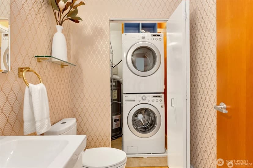 Property photo for 615 E Pike Street #306, Seattle photo 17