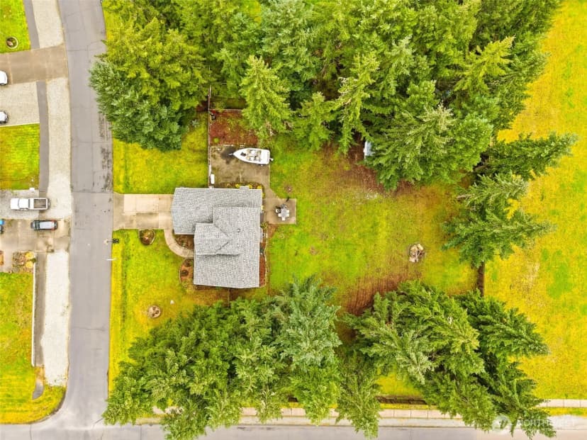Property photo for 3116 289th Street S, Roy photo 38