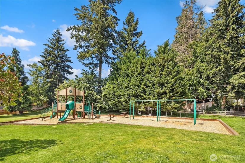 Property photo for 11317 Ne 117th Street, Kirkland photo 27