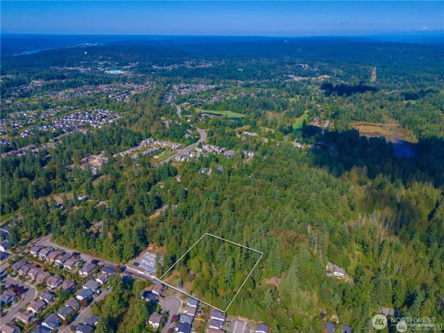 Property photo for 25010 Se 17th Street, Sammamish photo 2