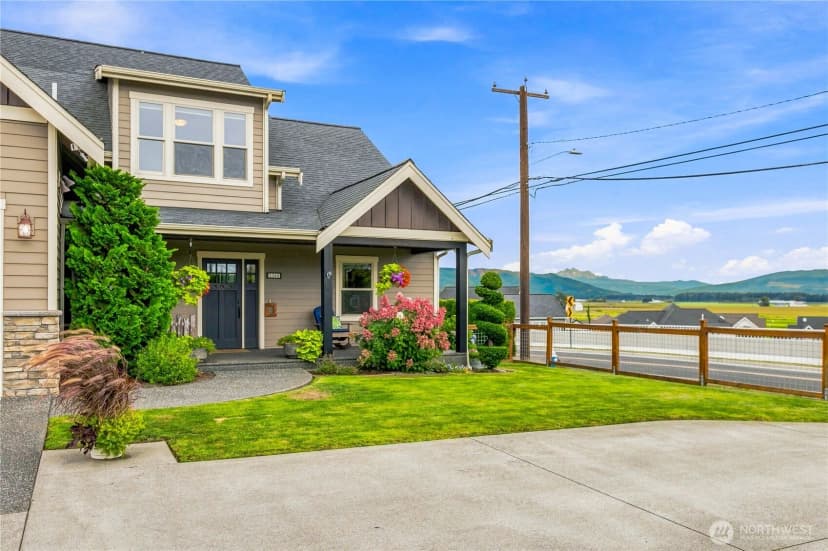 Property photo for 1348 Larkspur Street, Lynden photo 38