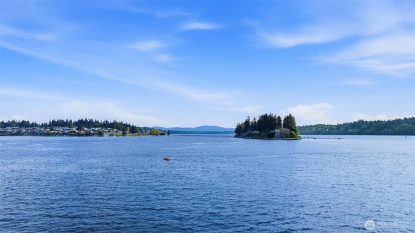 Property photo for 2838 Steamboat Island Loop Nw, Olympia photo 11
