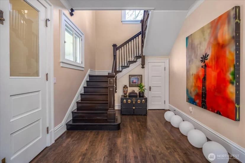 Property photo for 4200 Washington Avenue W, Seattle photo 15