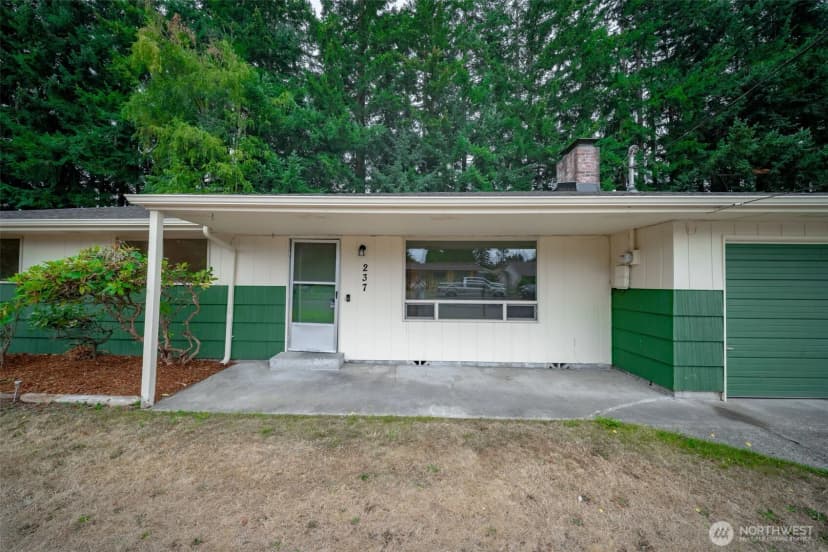Property photo for 237 Y Street Se, Tumwater photo 2