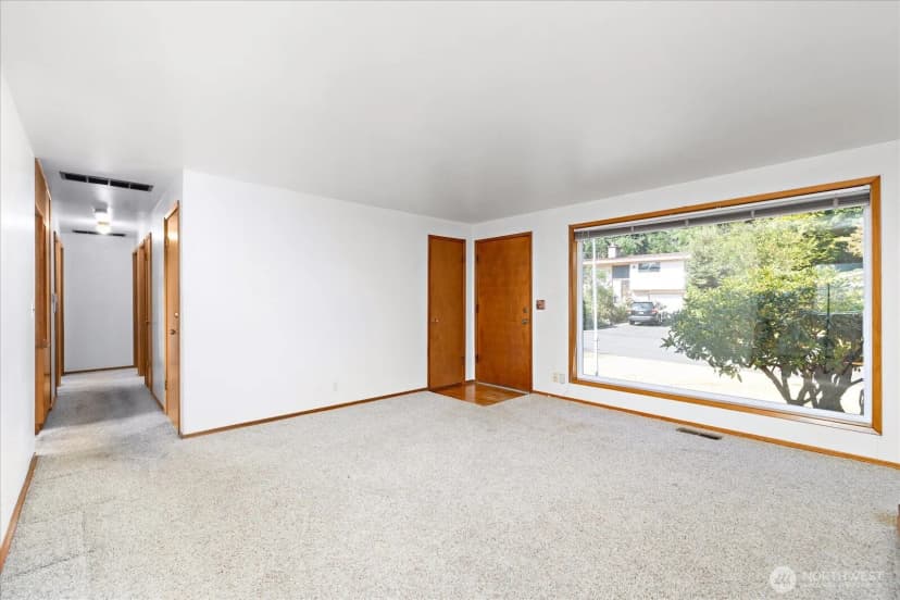 Property photo for 19233 83rd Place W, Edmonds photo 6