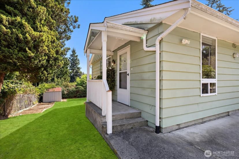Property photo for 19233 83rd Place W, Edmonds photo 31