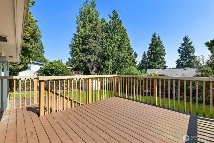 Property photo for 19233 83rd Place W, Edmonds photo 38