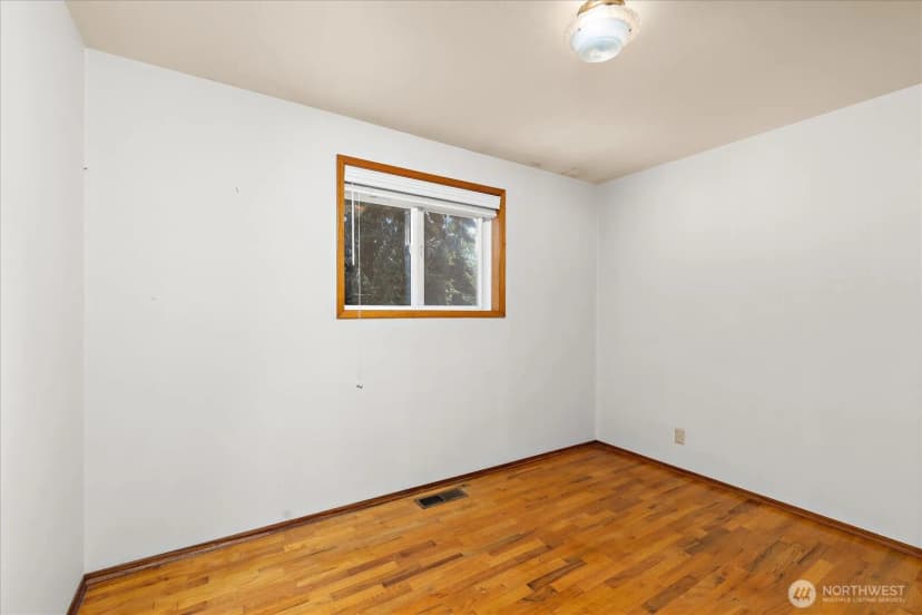 Property photo for 19233 83rd Place W, Edmonds photo 19