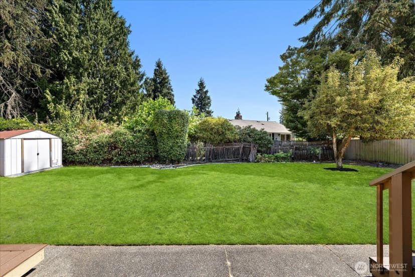 Property photo for 19233 83rd Place W, Edmonds photo 36