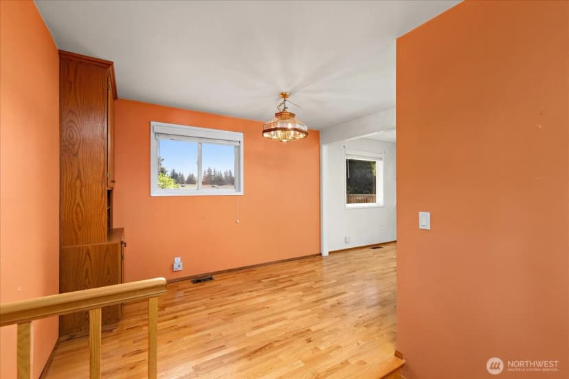 Property photo for 19233 83rd Place W, Edmonds photo 14