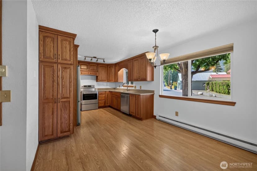 Property photo for 110 Central Avenue, Leavenworth photo 7