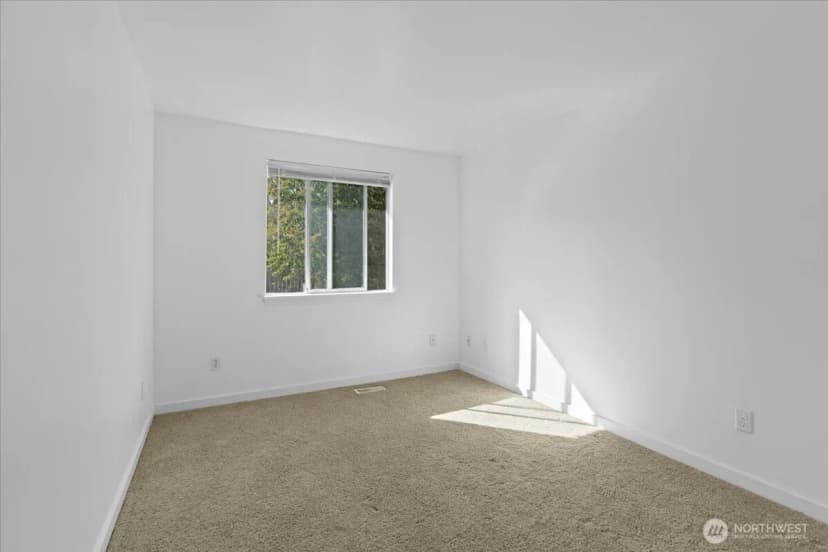 Property photo for 32825 17th Avenue Sw, Federal Way photo 16