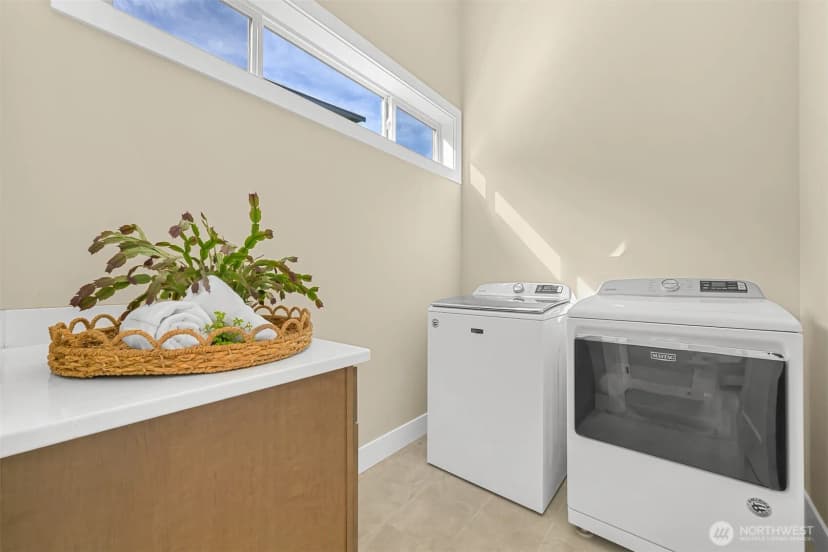 Property photo for 3414 Sussex Drive, Bellingham photo 35