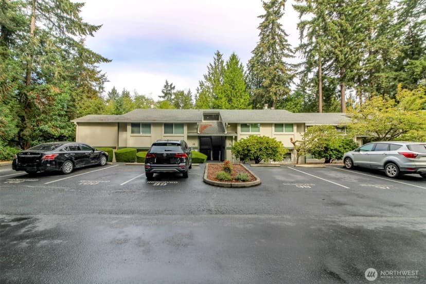 Property photo for 408 S 323rd Street #l5, Federal Way photo 29
