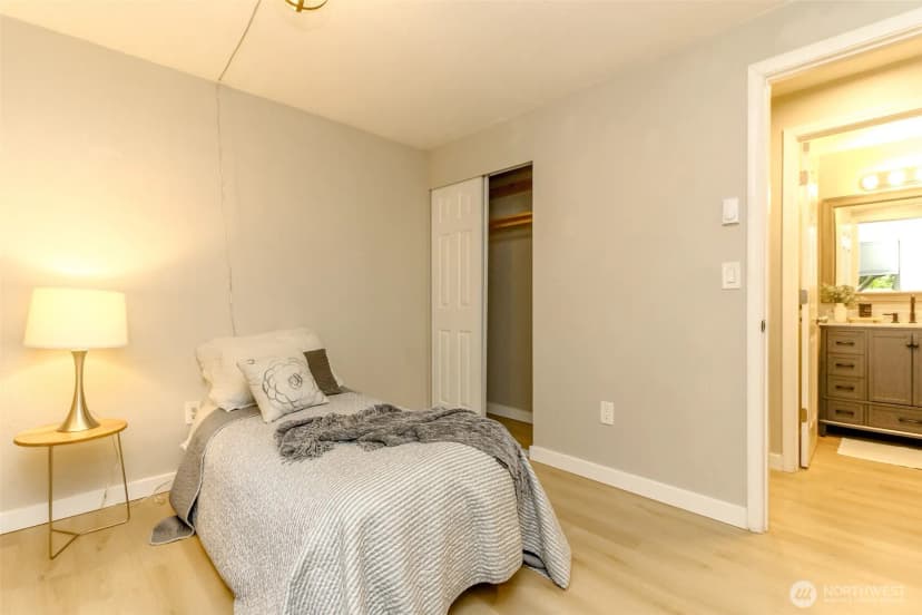 Property photo for 408 S 323rd Street #l5, Federal Way photo 17
