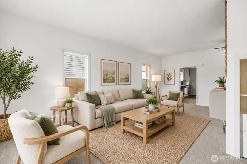 Property photo for 1442 E Whidbey Avenue, Oak Harbor photo 5