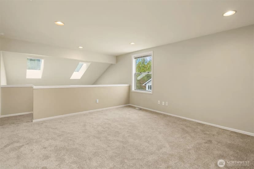 Property photo for 4705 191st Place Ne, Sammamish photo 26