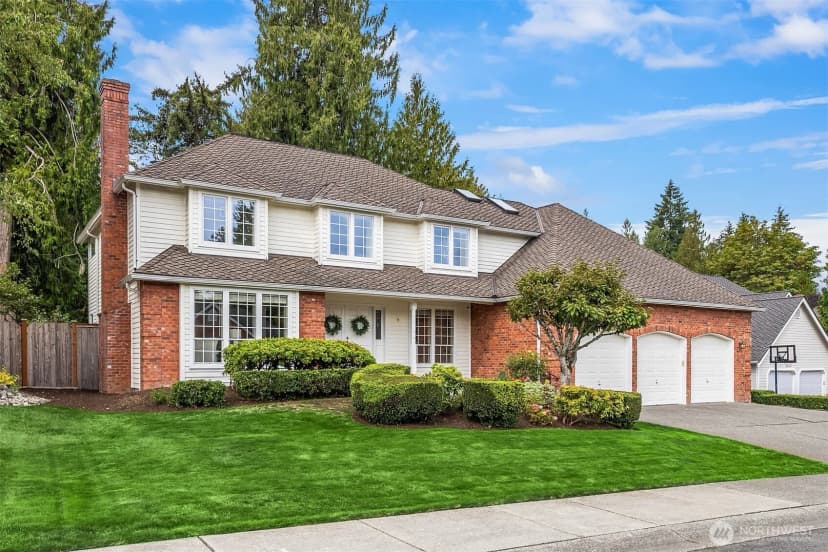 Property photo for 4705 191st Place Ne, Sammamish photo 2