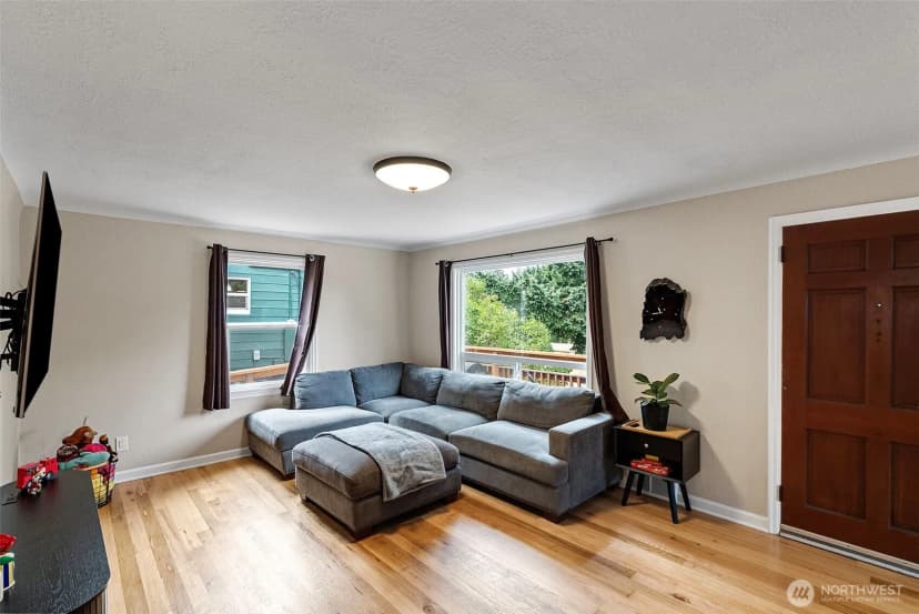 Property photo for 224 Bremerton Boulevard W, Bremerton photo 8