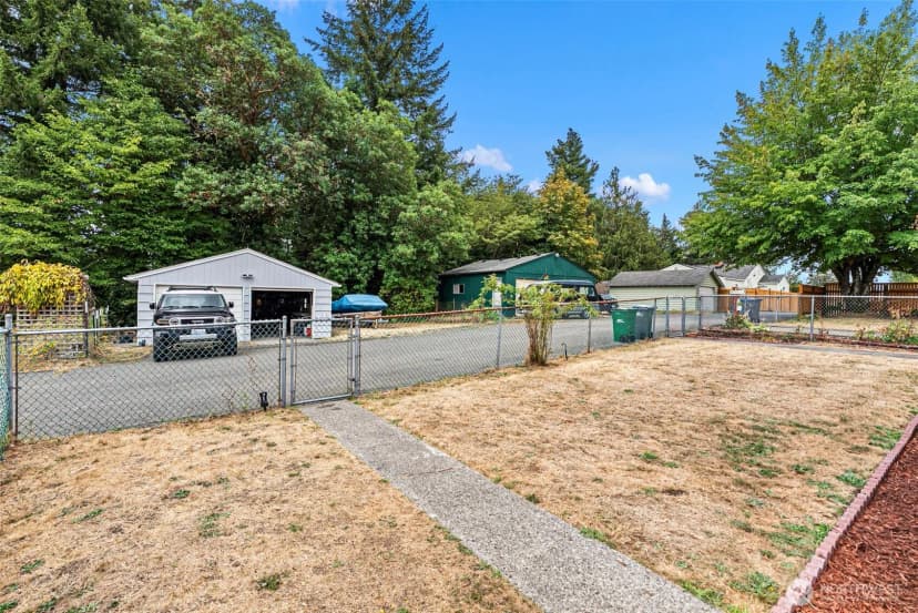 Property photo for 224 Bremerton Boulevard W, Bremerton photo 20