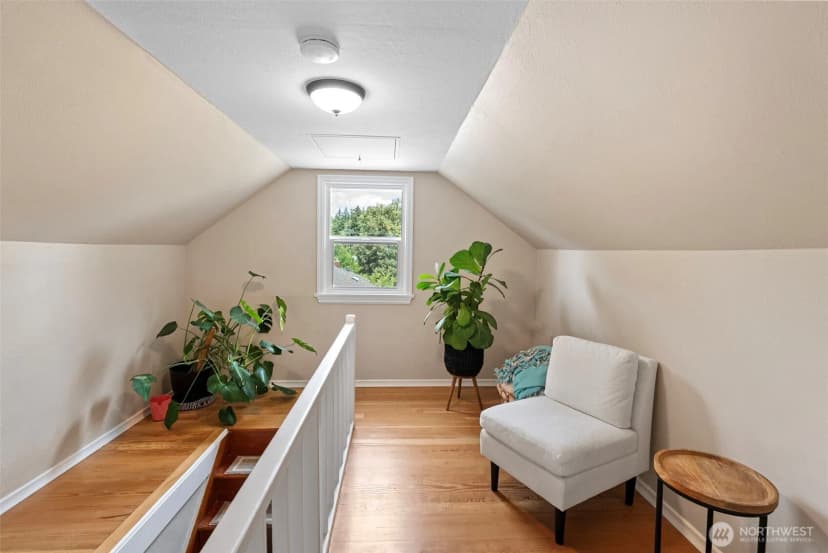 Property photo for 224 Bremerton Boulevard W, Bremerton photo 14