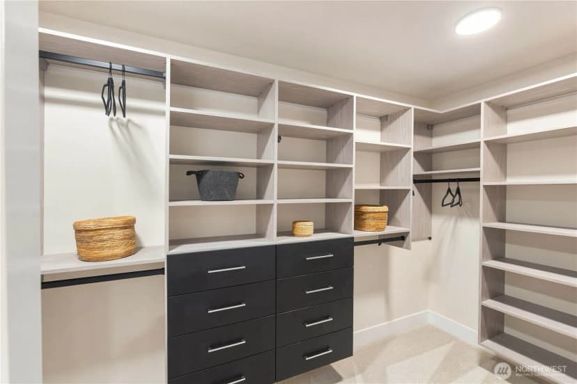 Property photo for 14325 5th Avenue W, Lynnwood photo 30