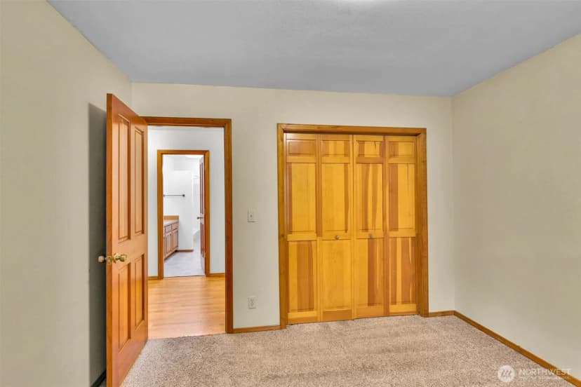 Property photo for 22926 276th Avenue Se, Maple Valley photo 13