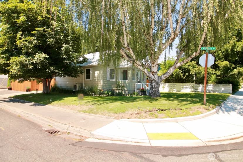 Property photo for 411 S Sprague Street, Ellensburg photo 2