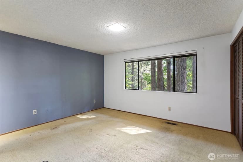 Property photo for 12929 Ne 25th Place, Bellevue photo 30
