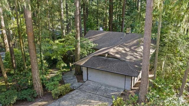 Property photo for 12929 Ne 25th Place, Bellevue