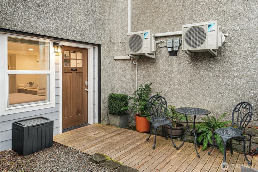 Property photo for 131 E 12th Street, Port Angeles photo 30
