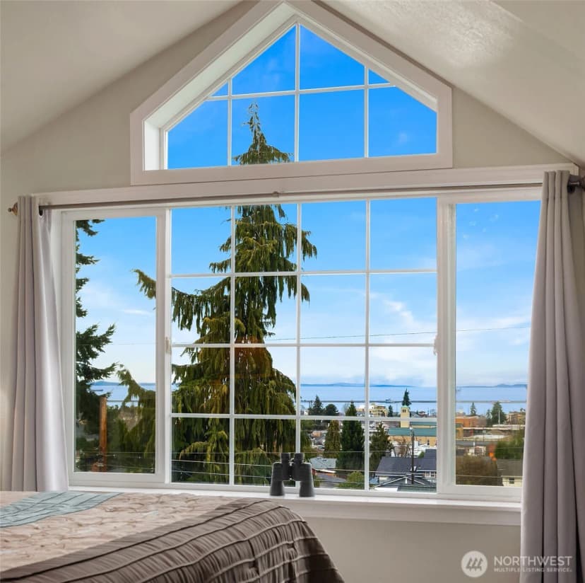 Property photo for 131 E 12th Street, Port Angeles photo 24