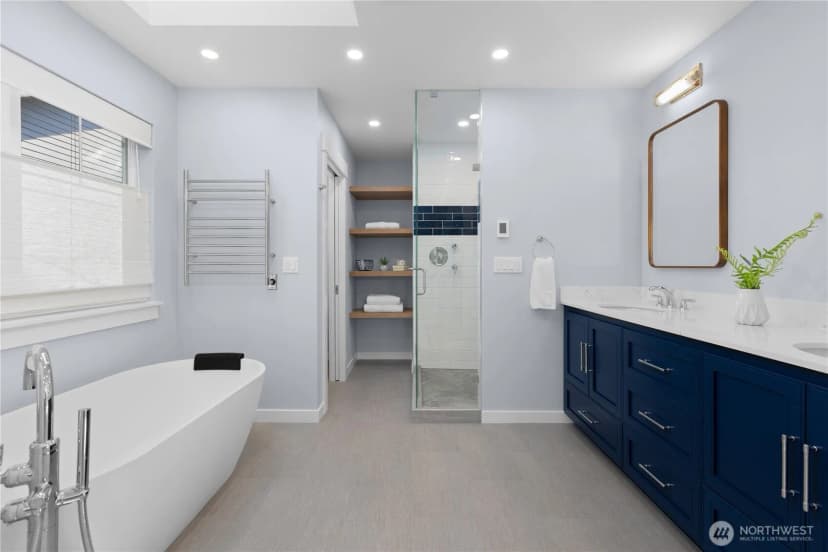 Property photo for 2743 Ne 103rd Street, Seattle photo 10