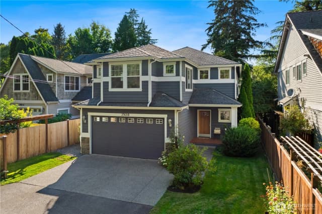 Property photo for 2743 Ne 103rd Street, Seattle