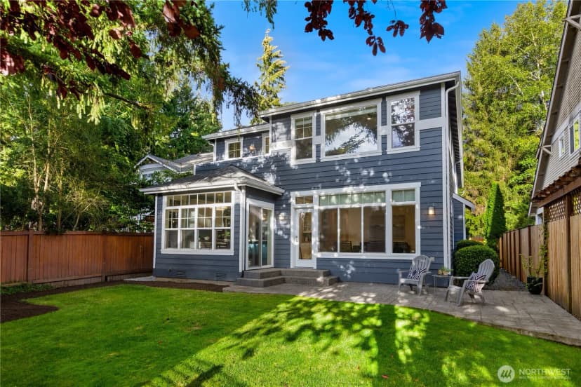 Property photo for 2743 Ne 103rd Street, Seattle photo 11