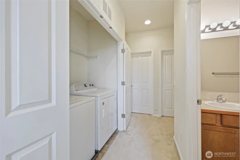 Property photo for 9212 Campus Glen Drive Ne, Lacey photo 14