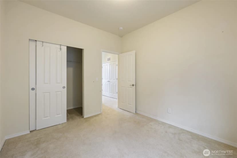 Property photo for 9212 Campus Glen Drive Ne, Lacey photo 16