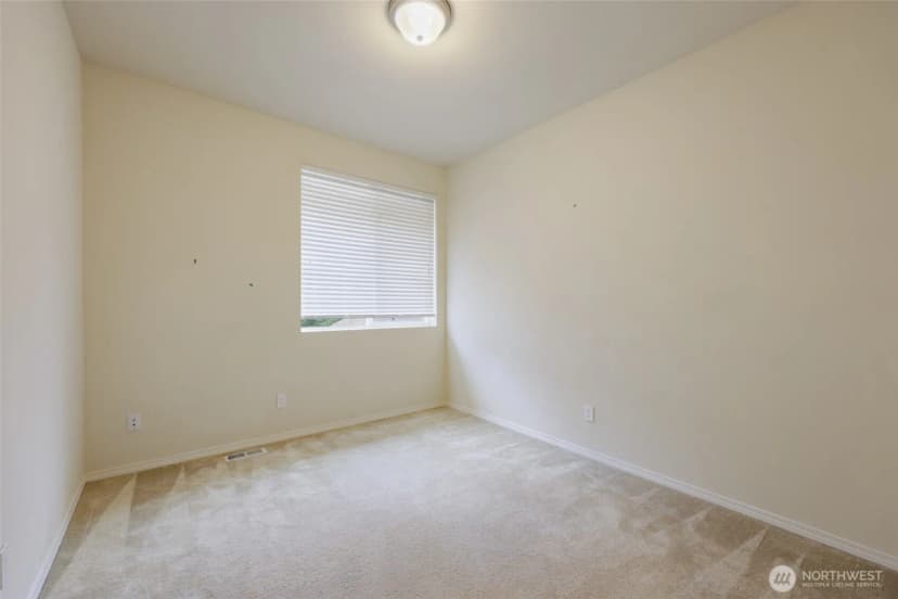 Property photo for 9212 Campus Glen Drive Ne, Lacey photo 15