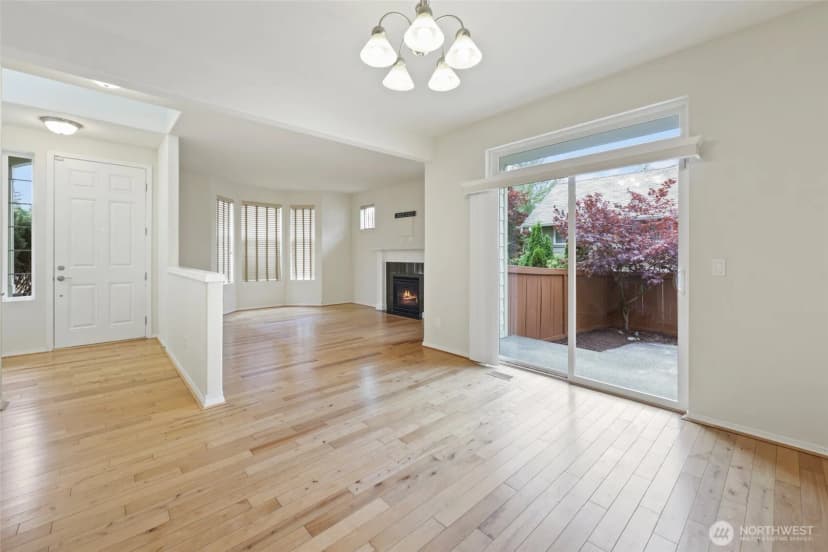 Property photo for 9212 Campus Glen Drive Ne, Lacey photo 3