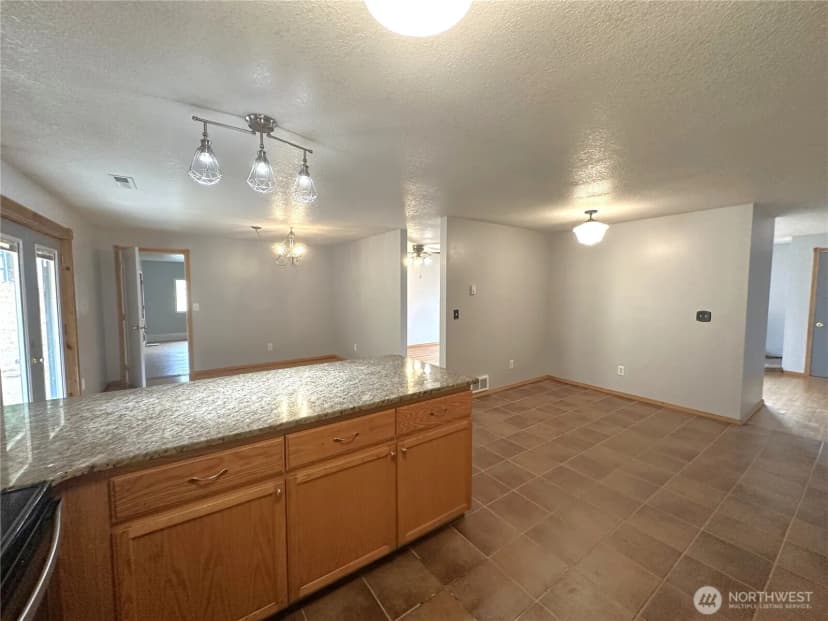Property photo for 208 Vogel Road, Castle Rock photo 6