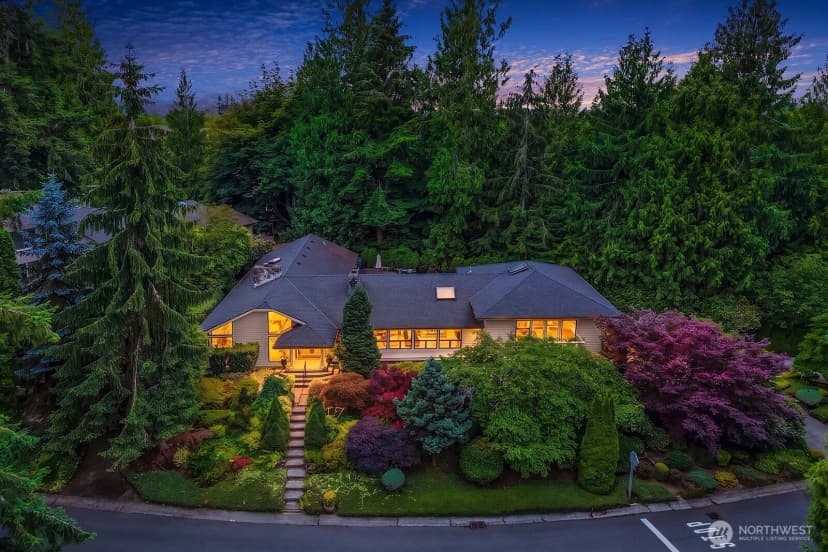 Property photo for 2725 Sahalee Drive W, Sammamish