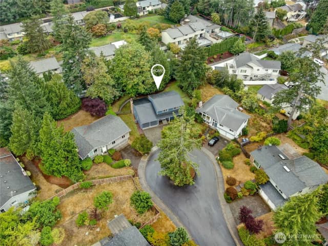 Property photo for 1425 172nd Place Ne, Bellevue photo 2