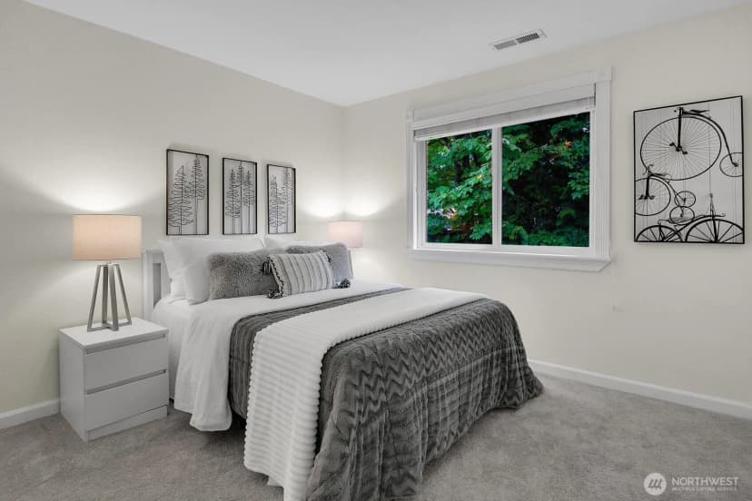 Property photo for 1425 172nd Place Ne, Bellevue photo 18