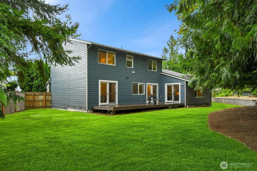 Property photo for 1425 172nd Place Ne, Bellevue photo 21