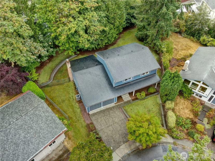 Property photo for 1425 172nd Place Ne, Bellevue photo 23