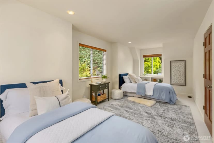 Property photo for 10017 Edgecombe Place Ne, Bainbridge Island photo 28
