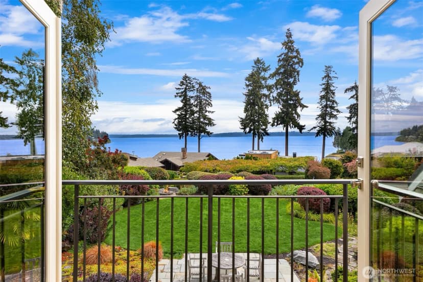 Property photo for 10017 Edgecombe Place Ne, Bainbridge Island photo 24