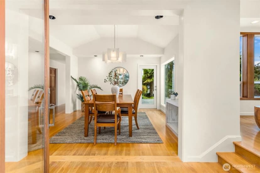 Property photo for 10017 Edgecombe Place Ne, Bainbridge Island photo 22