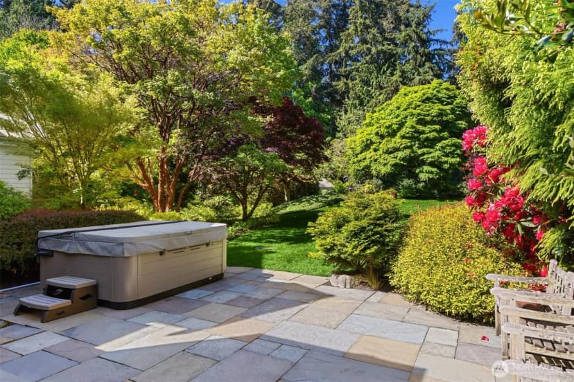 Property photo for 10017 Edgecombe Place Ne, Bainbridge Island photo 31
