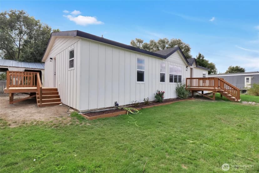 Property photo for 19120 Franklin Street Nw, Soap Lake photo 8